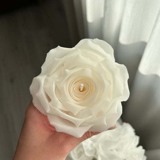 Rose Amelie - Klassische Rosenkerze